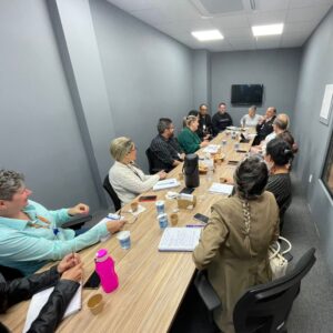 Secretários da saúde da região metropolitana discutem fila para cirurgias cardíacas na região