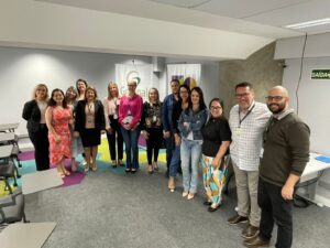 Trazendo à Luz: Desafios e Compromissos na Luta contra a Desigualdade Racial na Educação