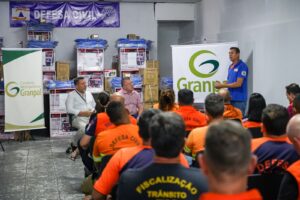 Granpal entrega equipamentos doados pelo Governo Federal para as equipes da defesa civil da região