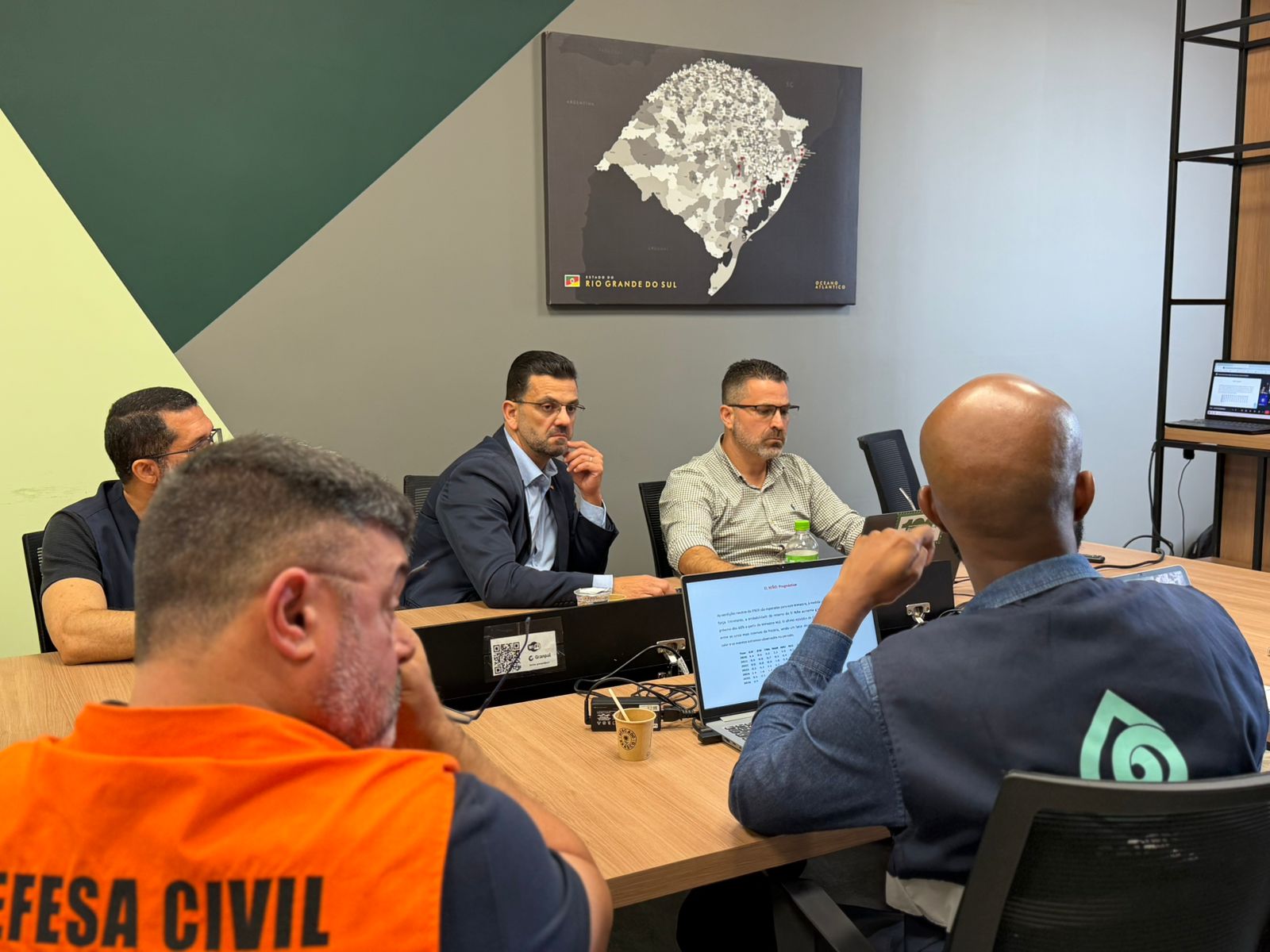 Granpal alerta para riscos na prestação de serviços públicos nos municípios da região.